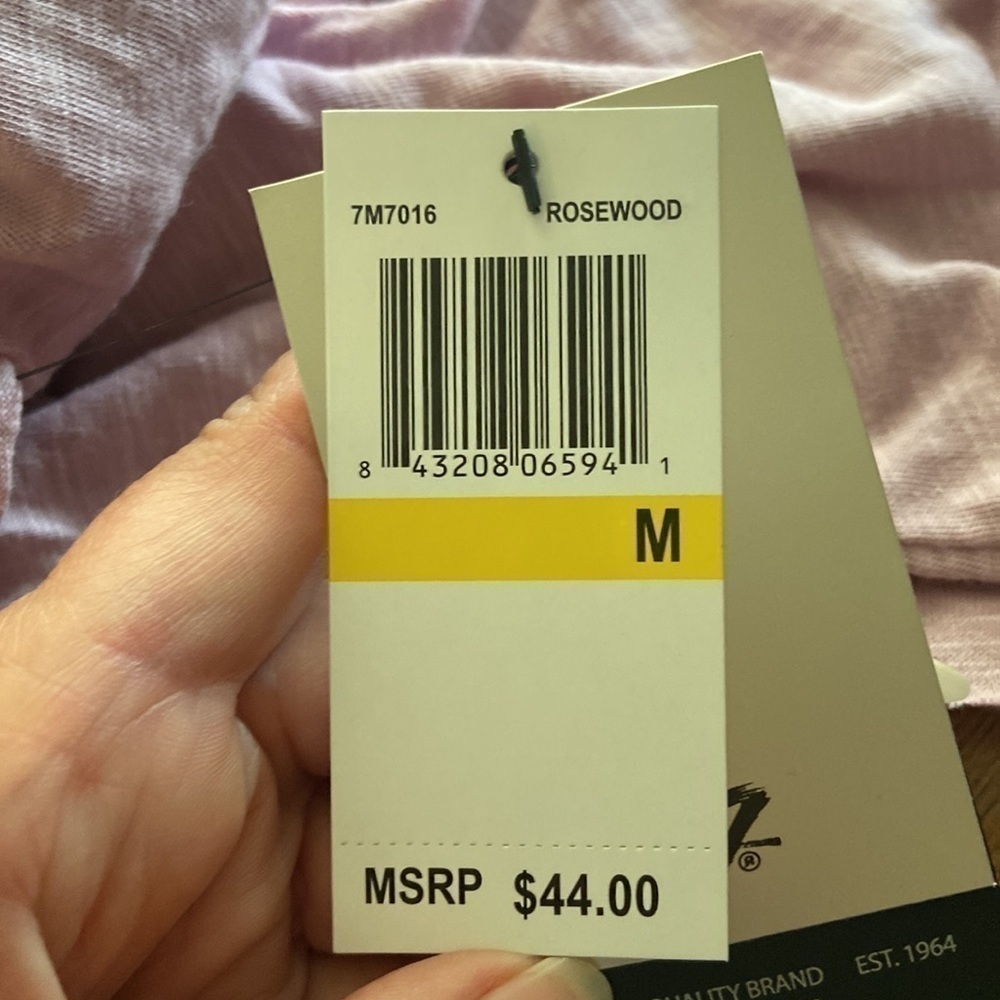 Light purplish-pink Seven 3/4 sleeve women’s v-neck shirt medium. NWT - Picture 6 of 6